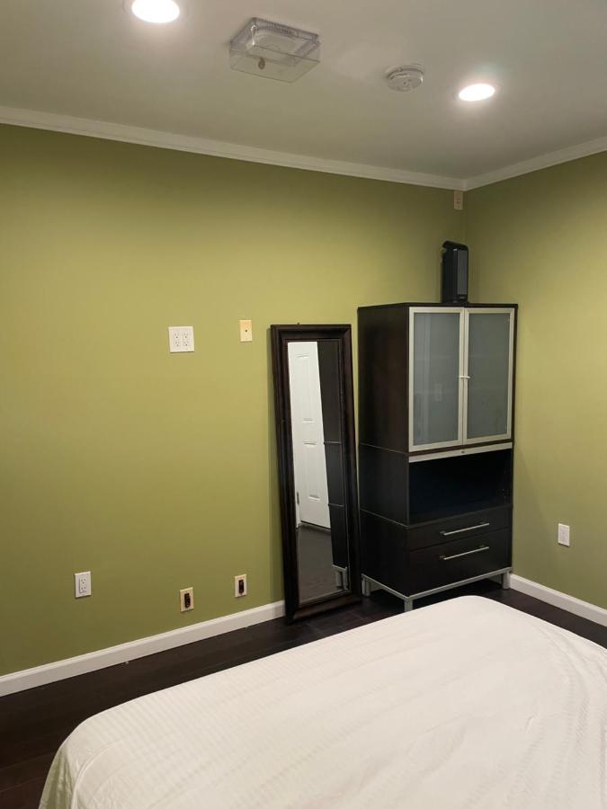 Private Standalone Room W/ Tv, Wifi & Ac In קרסון מראה חיצוני תמונה
